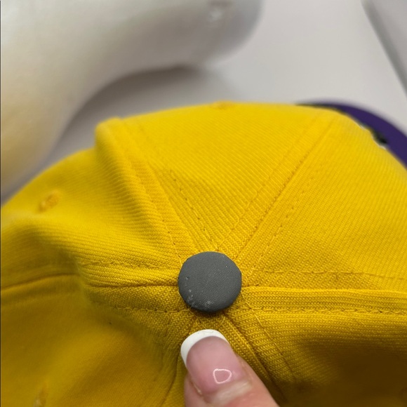 New Era Minnesota Vikings baseball Cap. 39Thirty - Picture 15 of 15